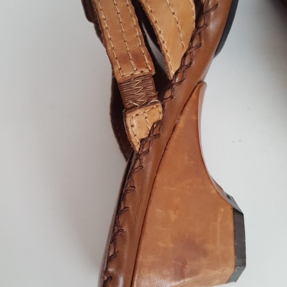 NWOT Maripé Leather slip-ons - Picture 8 of 8